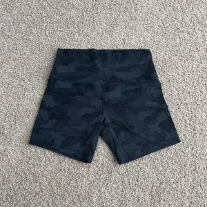 lululemon Align High-Rise Short 6”